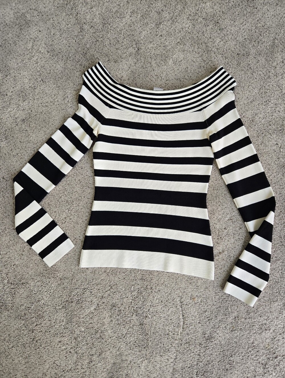 White House Black Market Black & White Off-Shoulder Striped Sweater Size Small